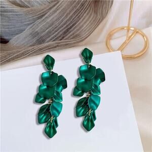 Long Green Acrylic Rose Petal Earrings – Exaggerated Floral Dangle Drop Earrings